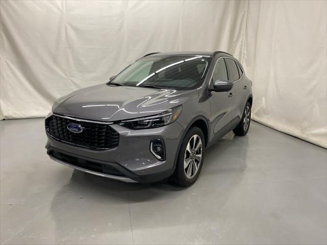 2023 ford escape platinum