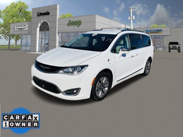 2018 chrysler pacifica hybrid limited
