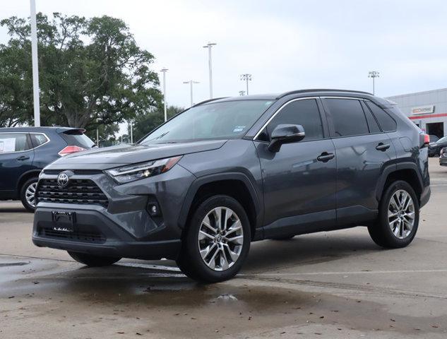 2022 toyota rav4 xle premium