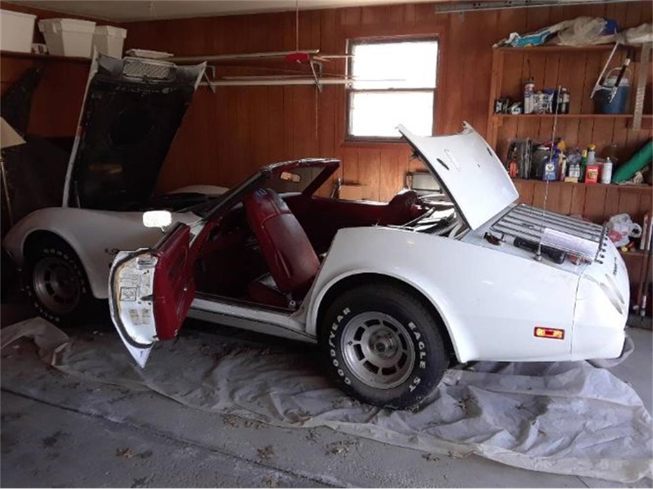 1975 chevrolet corvette