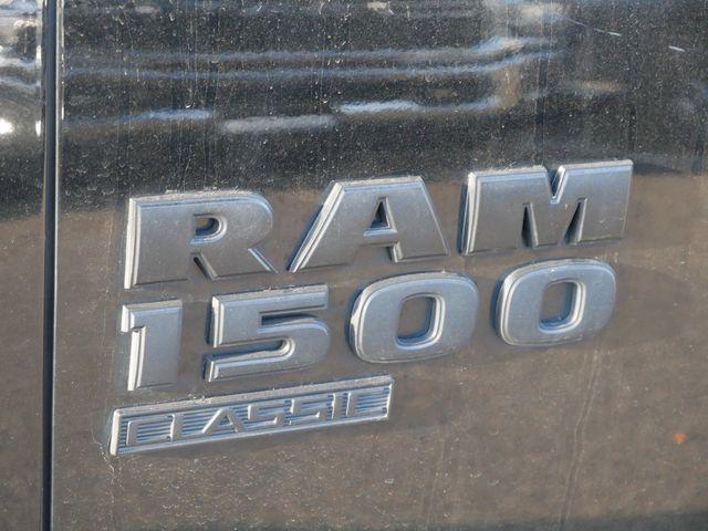 2021 ram 1500 classic warlock quad cab 4x4 6'4' box