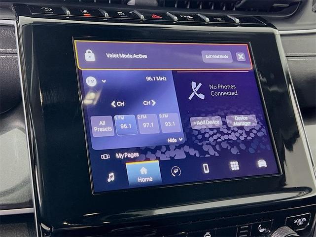 2022 jeep grand cherokee laredo