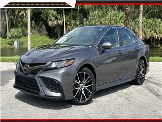 2022 Toyota Camry se