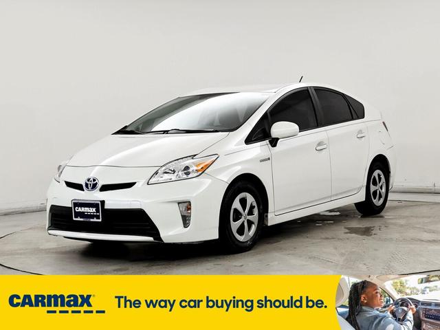 2014 toyota prius three