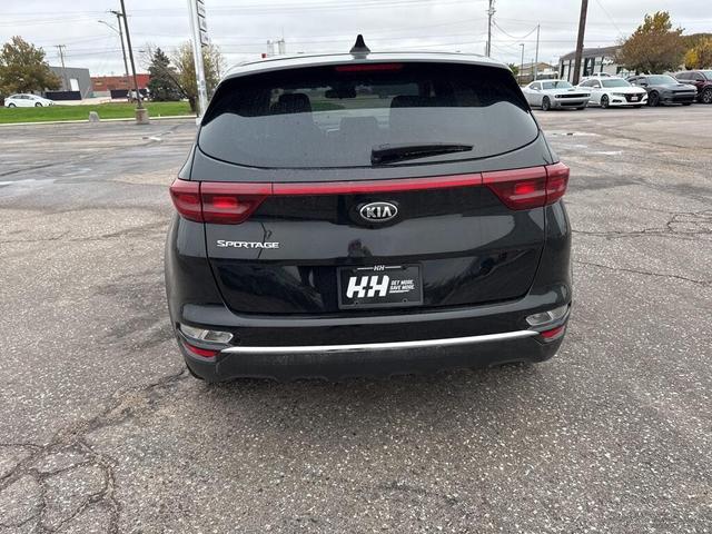 2022 kia sportage lx