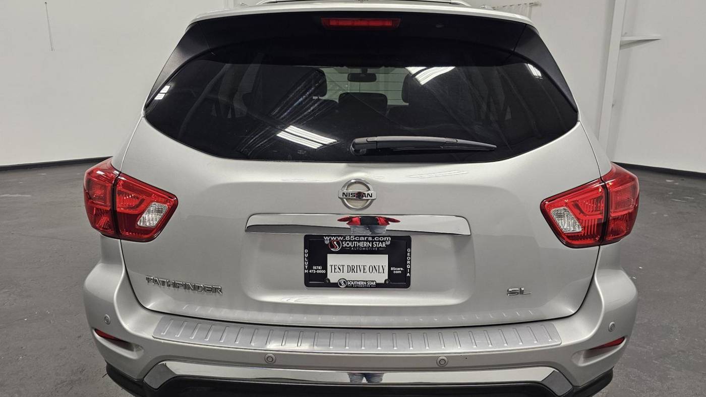 2018 nissan pathfinder sl