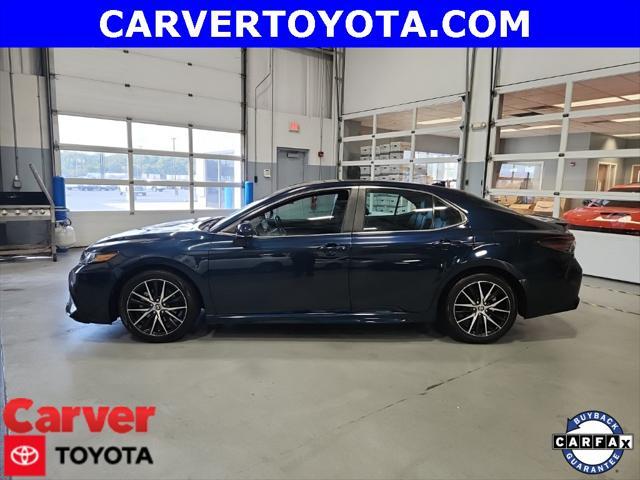 2021 toyota camry se