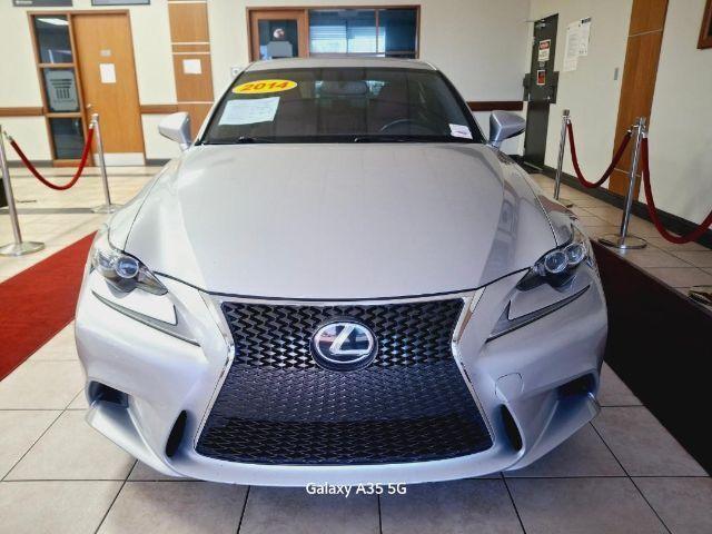 2014 lexus is 250 base