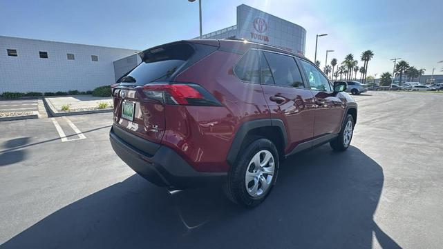 2021 toyota rav4 le