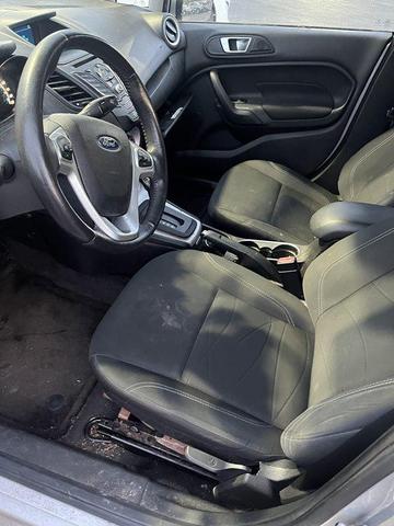 2015 ford fiesta se