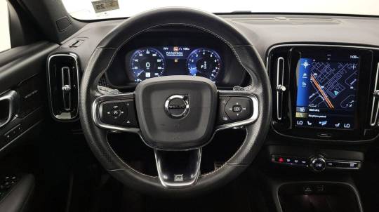 2020 Volvo XC40