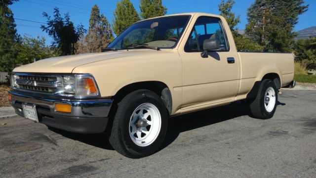 rustfree clean 1 owner california short bed truck! like tacoma ranger s10 hilux