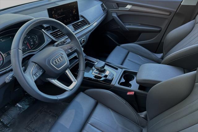 2024 audi q5 45 s line premium