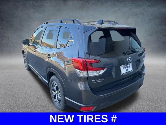 2024 subaru forester premium
