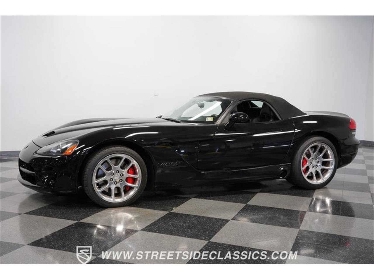 2004 dodge viper