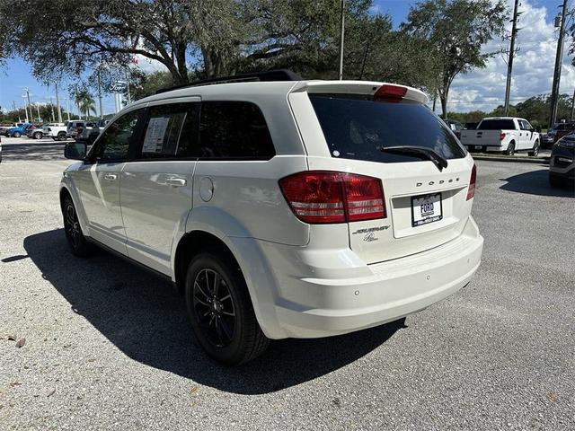 2020 dodge journey se value