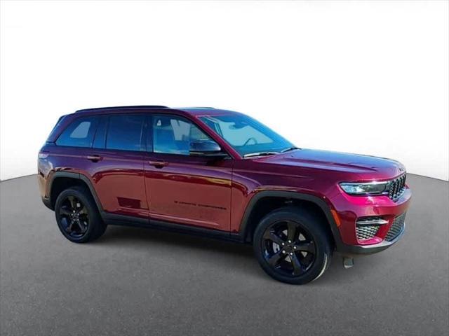 2022 jeep grand cherokee altitude
