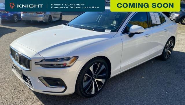 2023 volvo s60 b5 ultimate bright theme