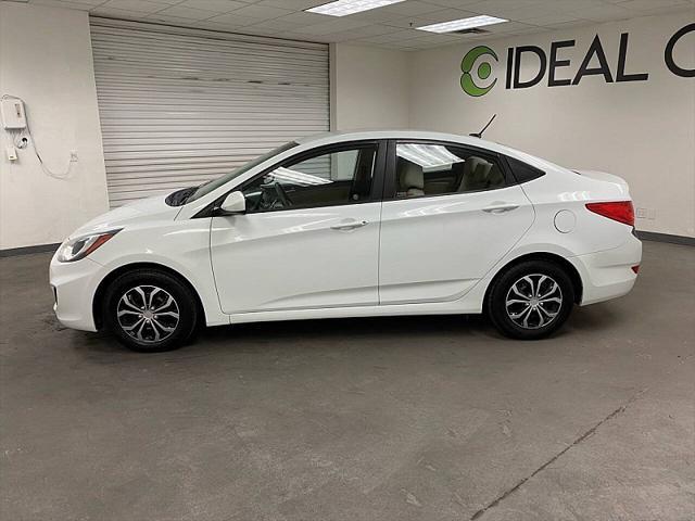 2012 hyundai accent gls