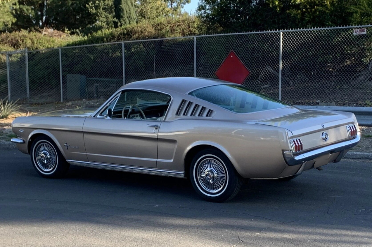 ford mustang