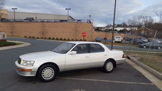 rare... rhd right hand drive 1990 toyota celsior....mint condition 23k miles