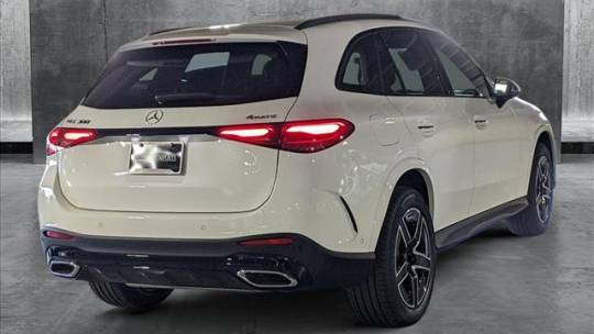 2025 Mercedes-Benz GLC