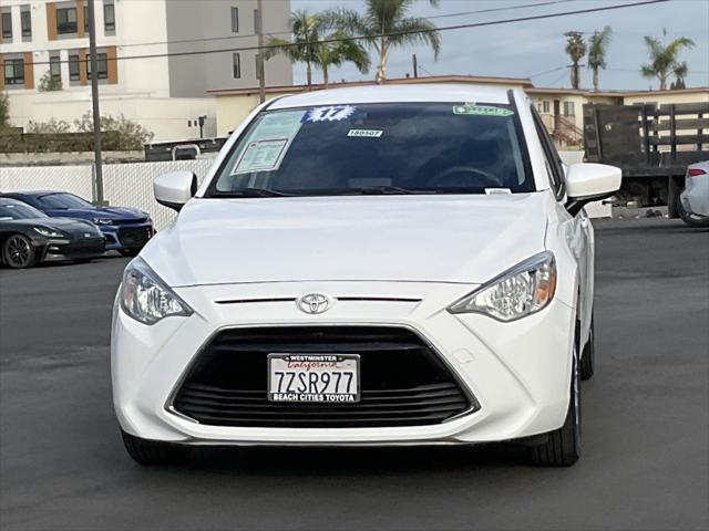 2017 toyota yaris ia base