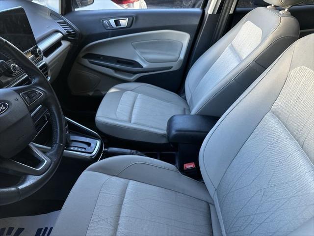2020 ford ecosport se
