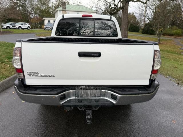 2013 toyota tacoma base