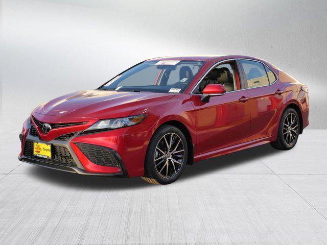 2022 toyota camry se