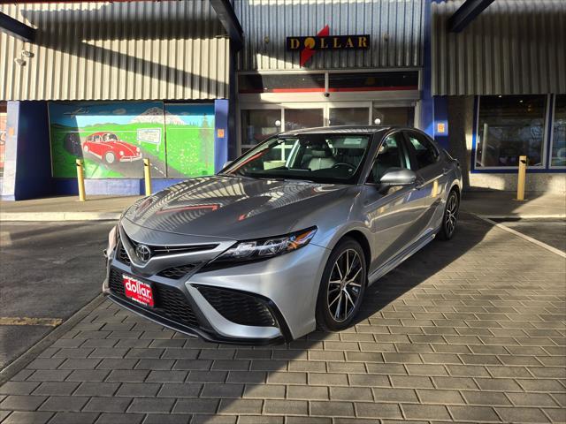 2023 toyota camry se