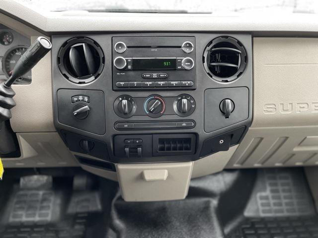 2009 ford f-250 xl crew cab