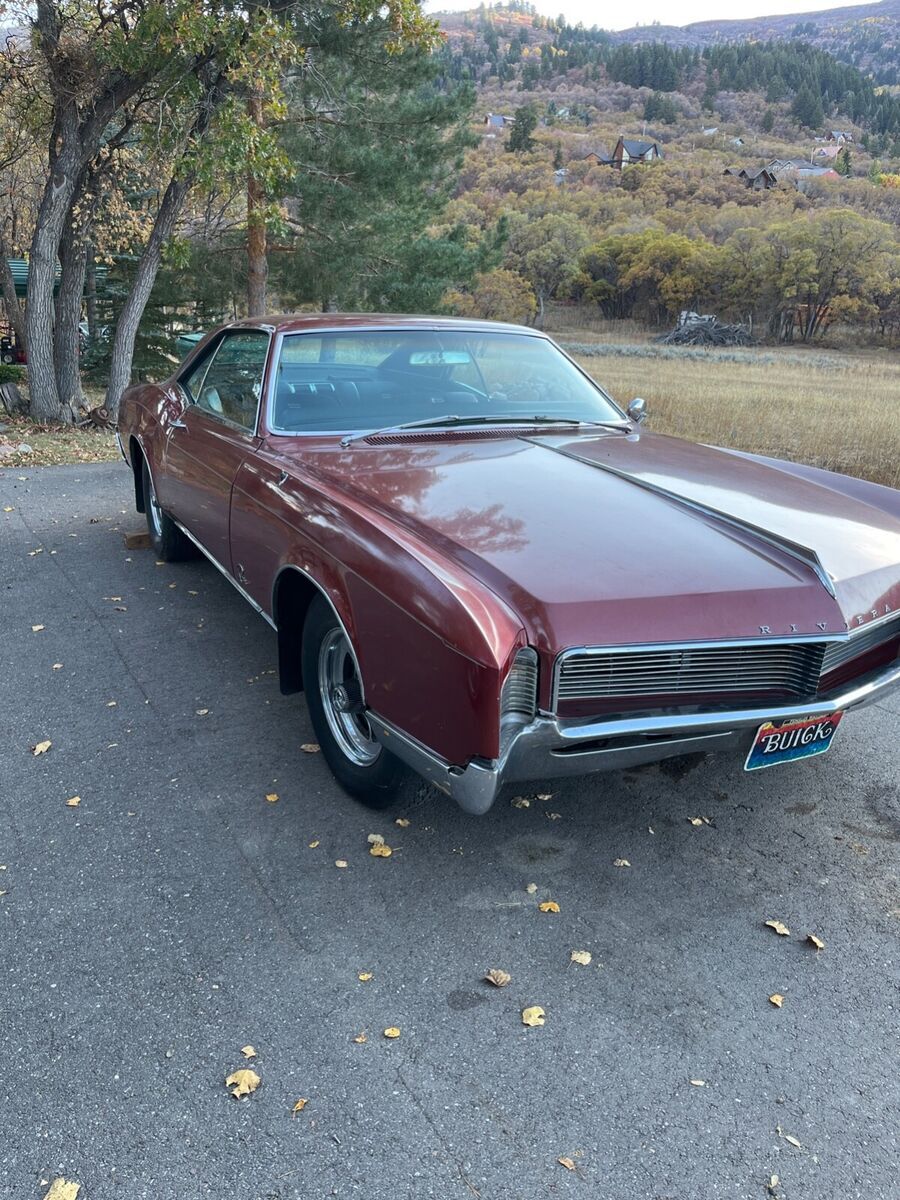 1966 buick riviera for sale. this is a good running and driving buick riviera