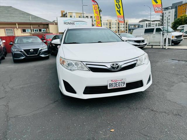 2014 toyota camry le