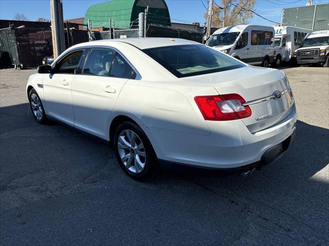 2010 ford taurus sel 4dr sedan
