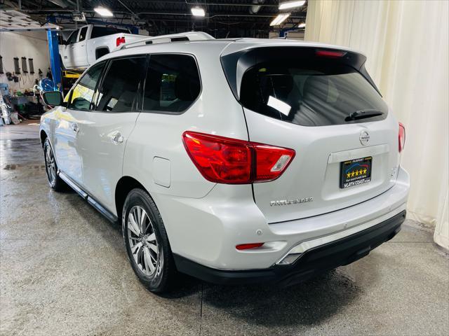2018 nissan pathfinder sv