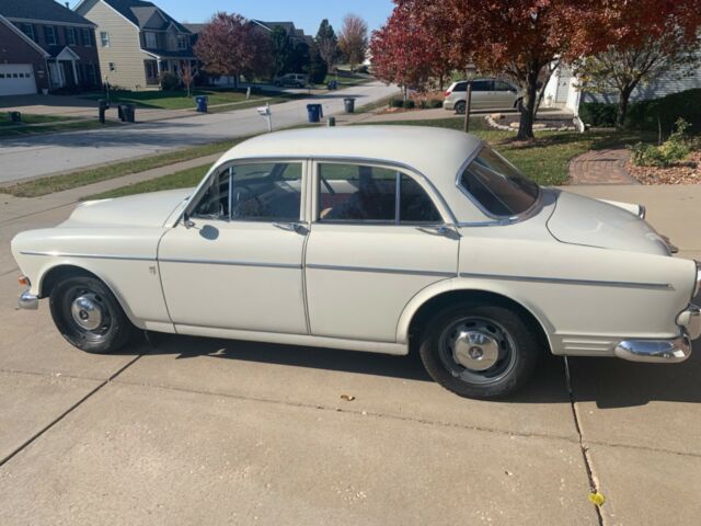 1966 volvo 122 4dr. automatic b18 engine
