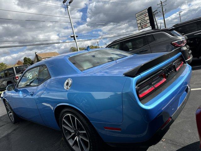 2023 dodge challenger r/t