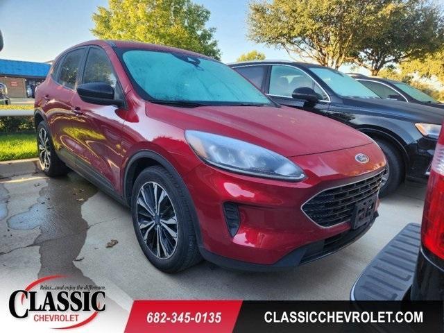 2021 ford escape se