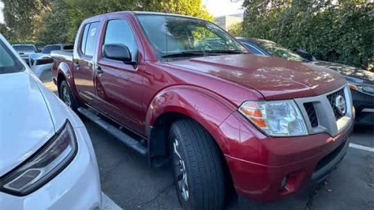 2020 nissan frontier sv