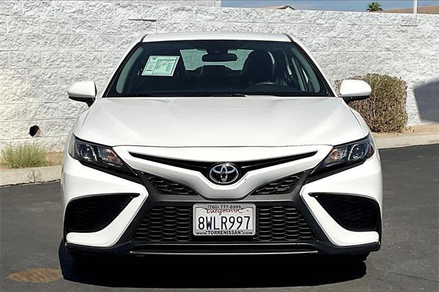 2021 toyota camry se