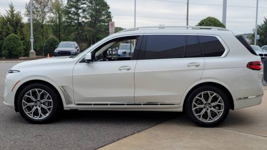 2024 BMW X7