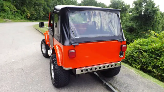 beautifully restored custom jeep wrangler cj7 4x4 w/monster 350 chevy v8