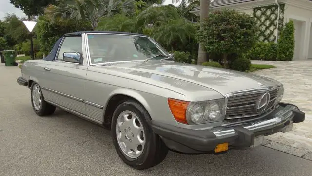 1985 mercedes benz 380sl roadster 79,000 miles in excellent condition in an out