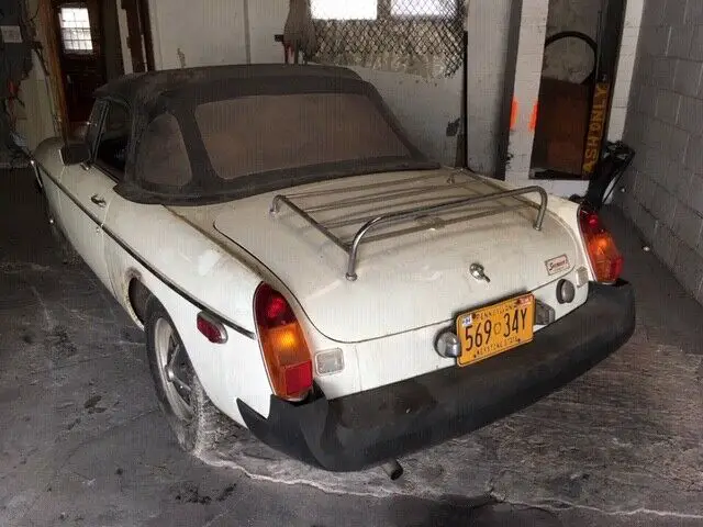 1975 mg mgb complete non running garage find stored 25 year