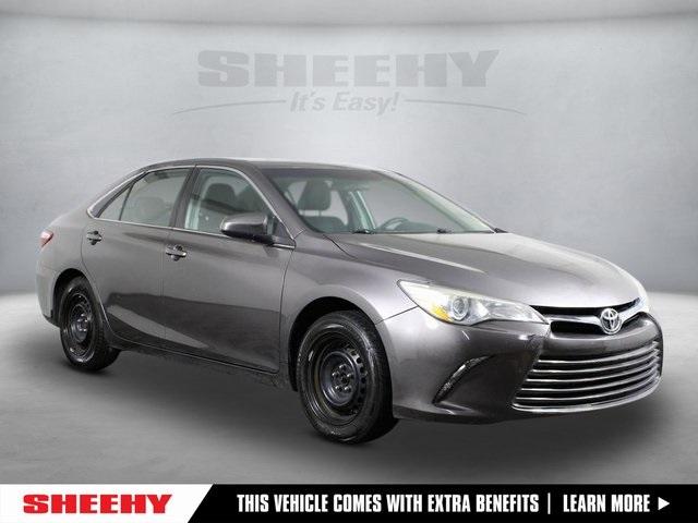 2016 toyota camry le