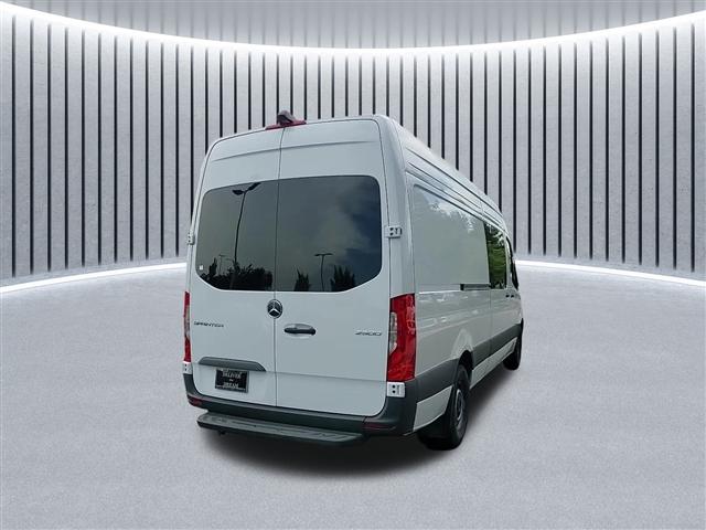 2024 mercedes-benz sprinter 2500 high roof