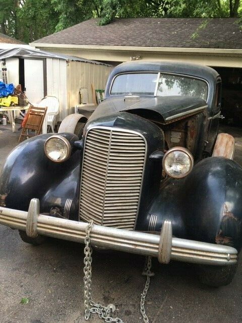 1936 cadillac 4 door possibly limo