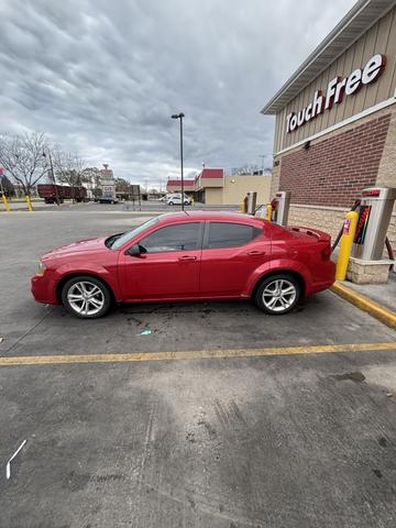 2013 dodge avenger se