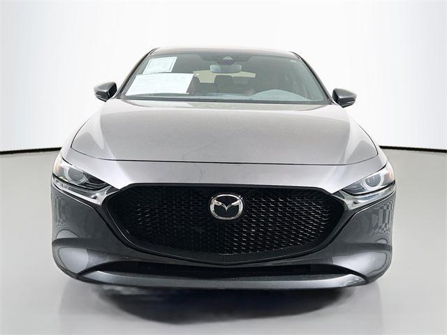2022 mazda mazda3 fwd w/premium package